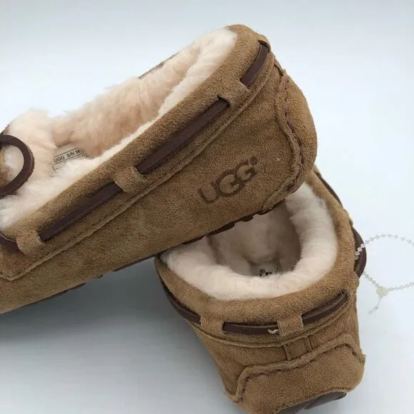 ~Ugg Dakota Moccasin Shoes NWOB 5