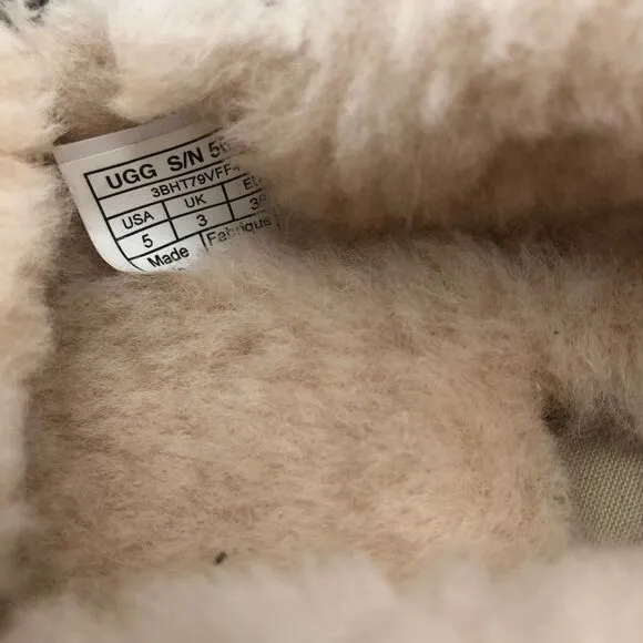 ~Ugg Dakota Moccasin Shoes NWOB 5