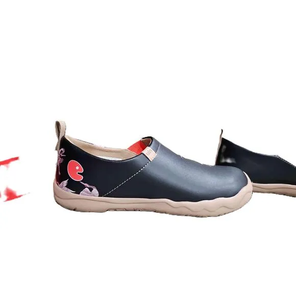 UIN Women's Travel Shoe Slip On PU Leather Vacation Loafers &quot;Crane in Dark&quot; 8