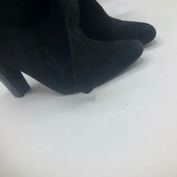 Ulla Johnson Women’s black Aggie embroidered suede boots Size 7