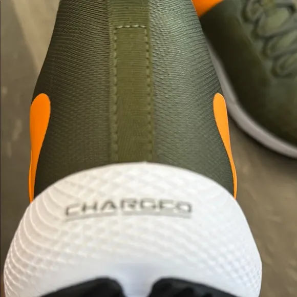 Under Armour Men's Green and Orange Athletic Shoes