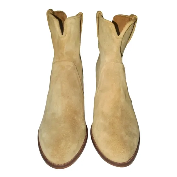 URBAN OUTFITTERS Boro Tan Suede Western Pull-on Stacked‎ Heel Ankle Boots NEW 9