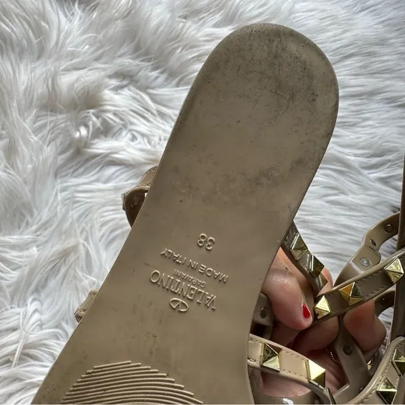 Valentino Garavani Rockstud rubber sandals