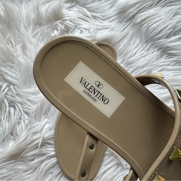 Valentino Garavani Rockstud rubber sandals