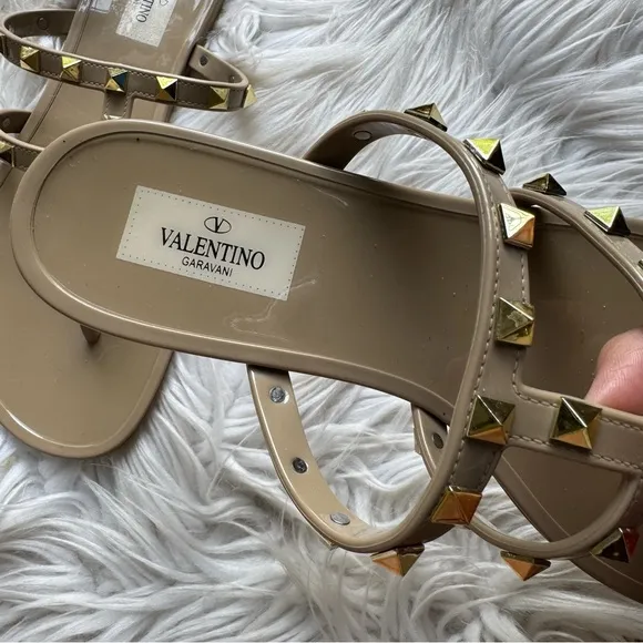 Valentino Garavani Rockstud rubber sandals
