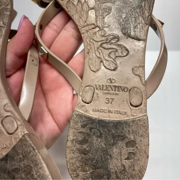 Valentino Garavani Rubber Rockstud Jelly Thong Sandals Size 37