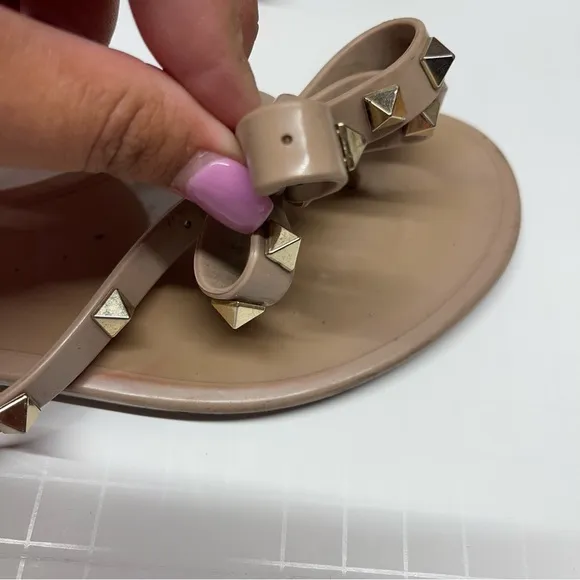 Valentino Garavani Rubber Rockstud Jelly Thong Sandals Size 37