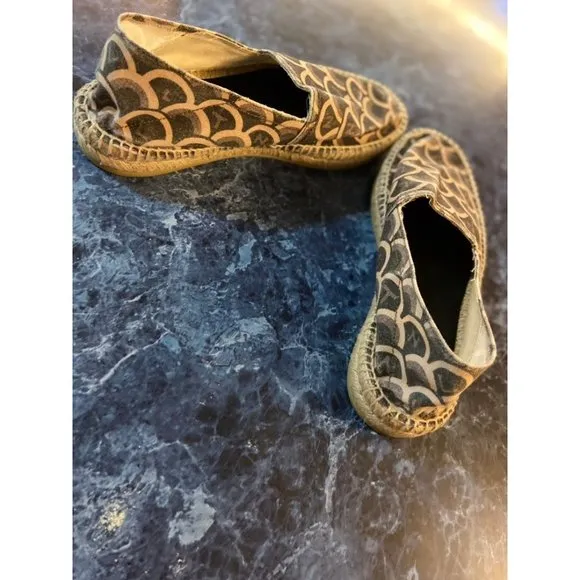 Valentino Scale Espadrille Shoes Men’s EU 42/US 9 $495. Lightly worn. No box.