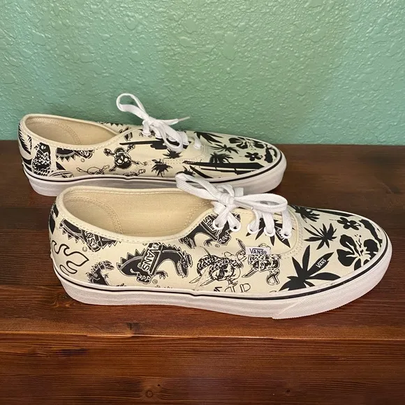 VANS 50th Anniversary EXCLUSIVEEMPLOYEE ONLY SHOES Men’s Size 11