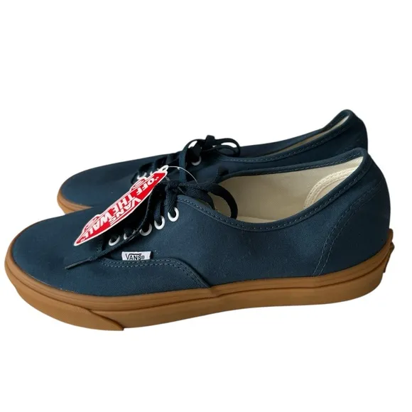 Vans Authentic Canvas Blue Mens size 10.5 Gum Soles Low Top Skateboarding NWT