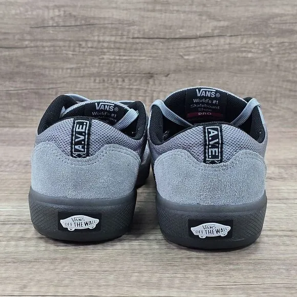 Vans Ave Pro Low Men's Size 7.5 Reflective Grey Suede Sneakers (500664)