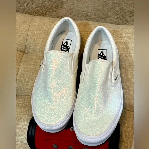 Vans Classic Slip-On Glitter White Men’s 13/Women’s 14.5 NWOB - Hard to Find!