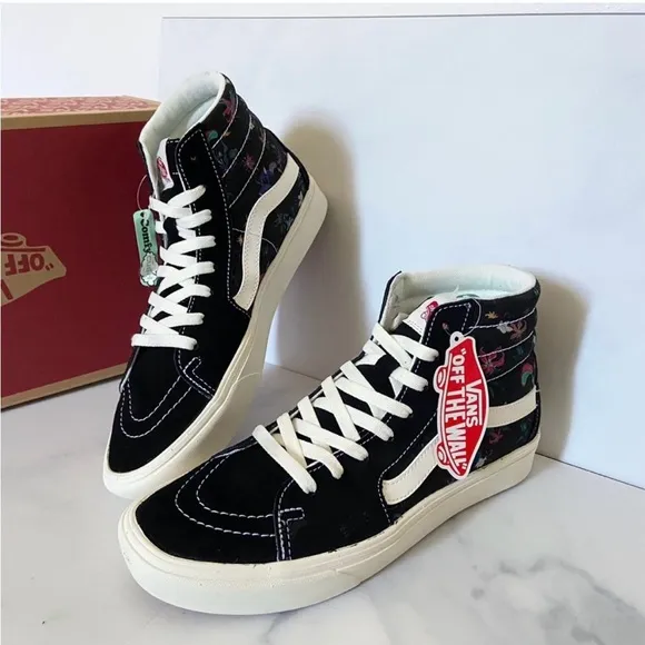 Vans Comfycush SK8-HI 'Black Mens Size 11.0US  Women Size 12.5 US