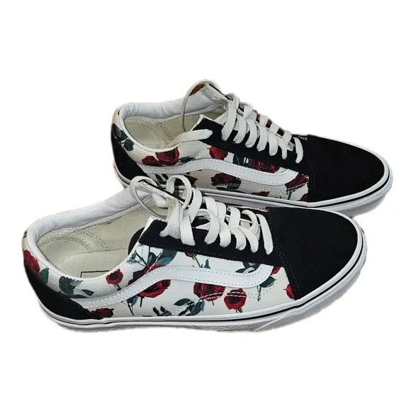 Van's Customs Checkerboard Roses Old Skool shoes, size 7.5 M, 9 W