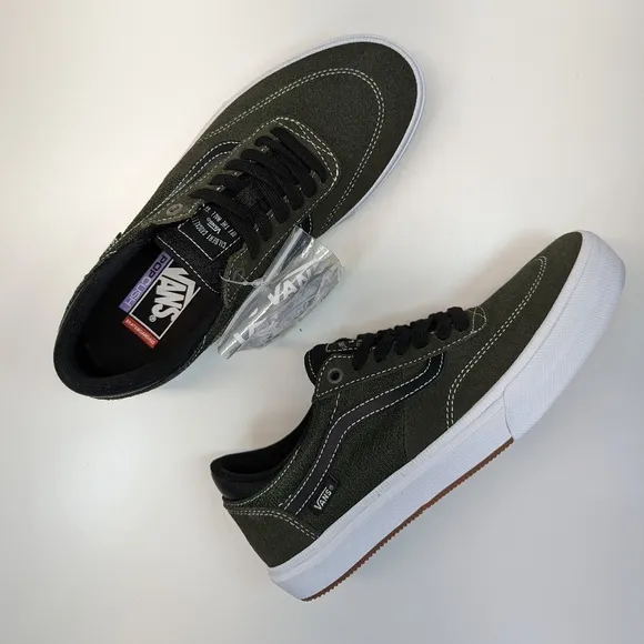 Vans Gilbert Crockett Black Forest Night Green VN0A5JIFALM Skateboard shoes