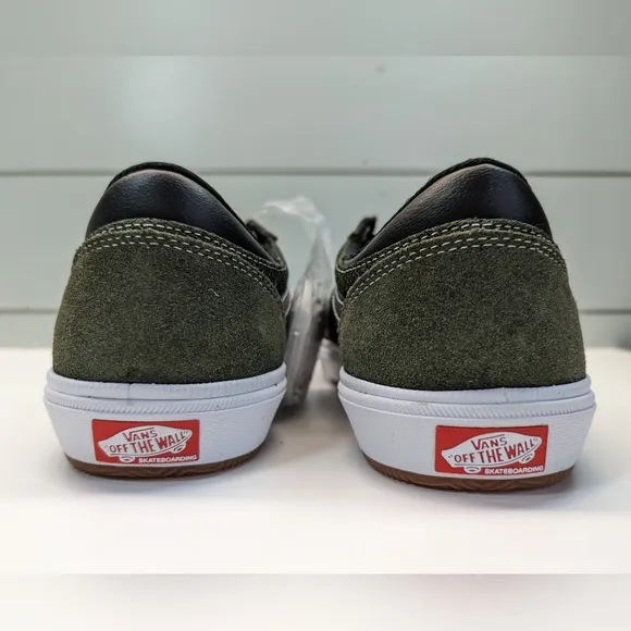 Vans Gilbert Crockett Black Forest Night Green VN0A5JIFALM Skateboard shoes