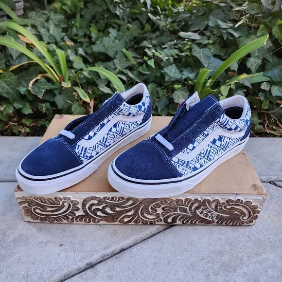 Vans Old Skool Dark Blue Sneakers