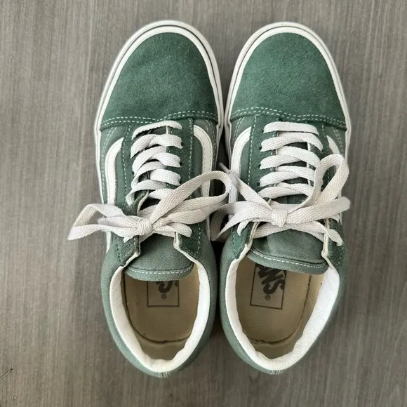 Vans Old Skool green Low Top Lace Up Sneakers shoes Women Size 6.5
