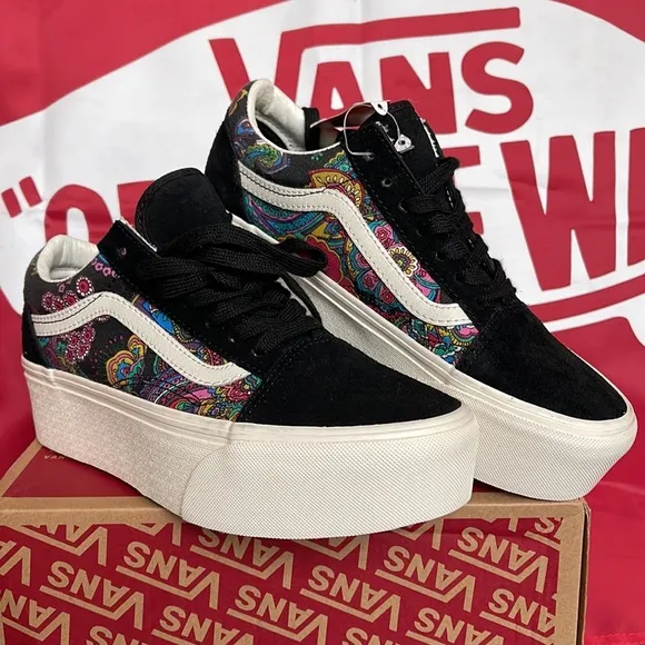 Vans Old SkoolPaisley Bloom BlackVNOA7Q5MBLKWMNS Platforms - sneakers