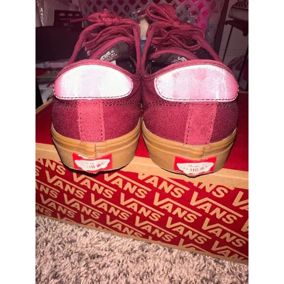 Vans Pro Skate shoes size 6.5/ 8