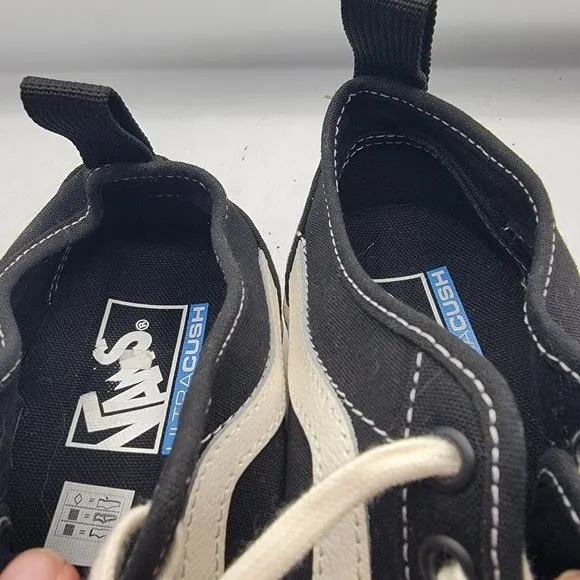 VANS Sentry Old Skool Womens 7 Black Marshmallow Platform Shoes Sneakers Casual