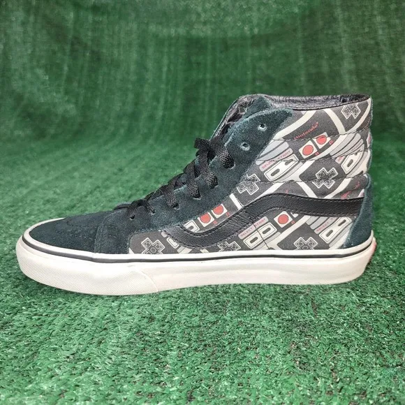 VANS Sk8-Hi Reissue x Nintendo Controller Men's size 7 / Women's size 8.5