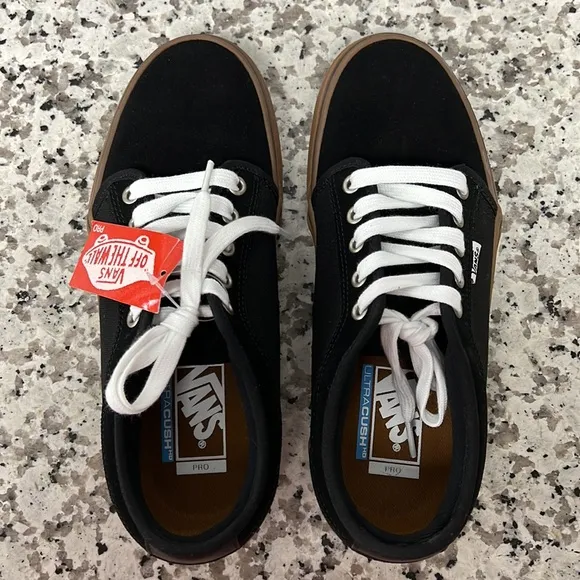 VANS | Skate Chukka Low Black &amp; Gum Suede Skate Shoes