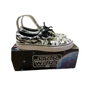 Vans Star Wars Shoes DkSide/StrmCmo VN-OY6XEXB Mens 6.5 Womens 8 Used Excellent