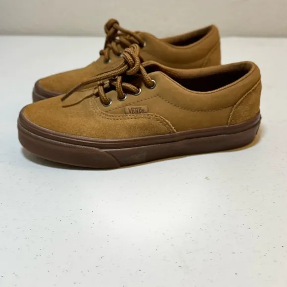 Vans Suede Era Buck kids size 3 shoe nwob