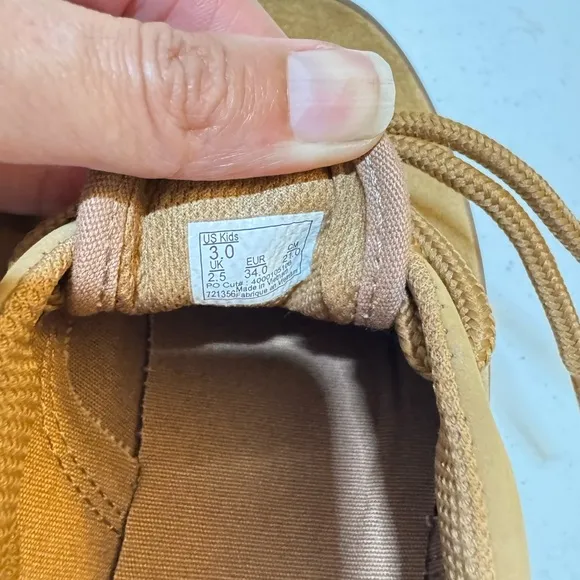 Vans Suede Era Buck kids size 3 shoe nwob