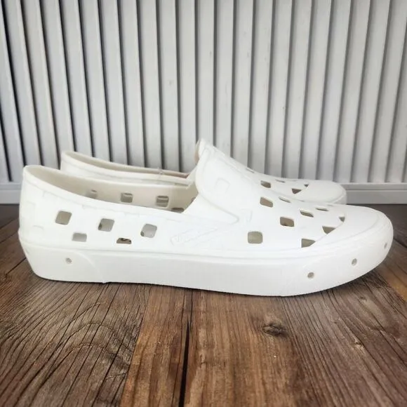 VANS UA Slip-On TRK Mens Sz 12 Cream White Rubber Casual Low Water Shoes NEW