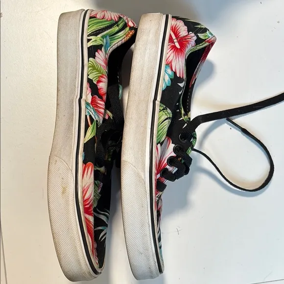 Vans Women's Floral Canvas Sneakers - Black and Multicolor
