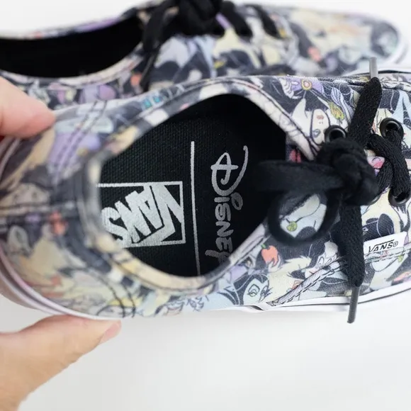 Vans x Disney Villains Authentic Shoes | Women’s Size 6 / Men’s 4.5
