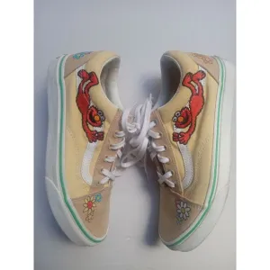 VANS x  Elmo SESAME STREET Old Skool Natural Elmo Love Makes The World Shoes 7.5