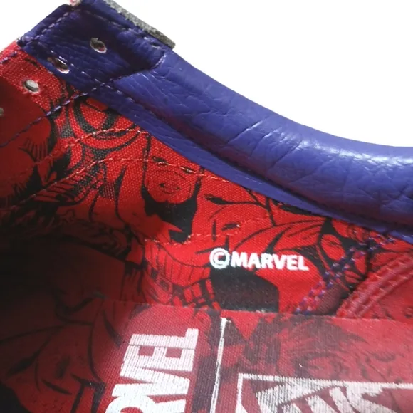Vans x Marvel Avengers Captain America Sneakers Women's Tennis Shoes size 9