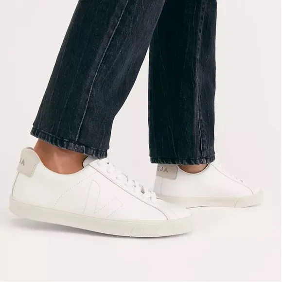 Veja Esplar Extra white 6 / 37 women’s shoes sneakers tan suede white leather
