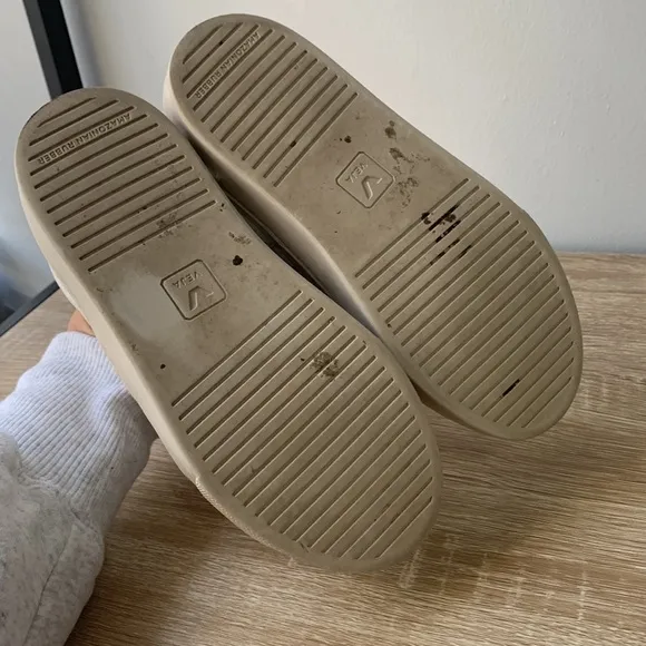 Veja girls White Sneakers size 2
