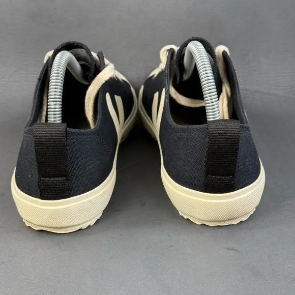 Veja Nova Canvas Low Black Pierre sneaker shoes men’s size 8