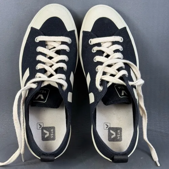 Veja Nova Canvas Low Black Pierre sneaker shoes men’s size 8