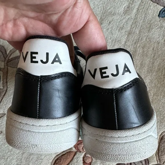 Veja Women's Black Campo Leather Sneakers Shoes