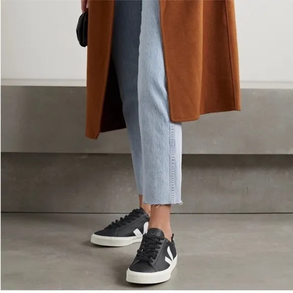 Veja Women's Black Campo Leather Sneakers Shoes