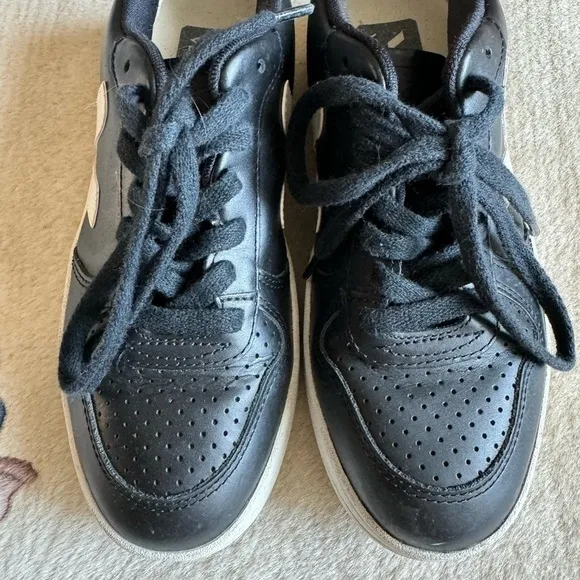 Veja Women's Black Campo Leather Sneakers Shoes