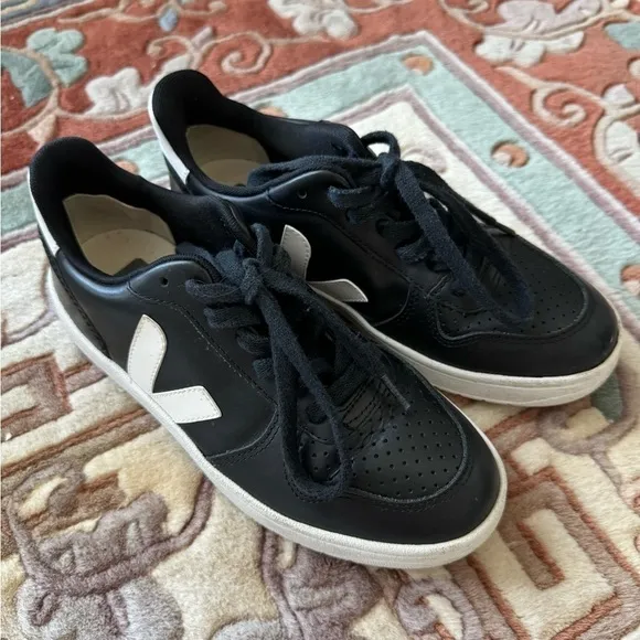 Veja Women's Black Campo Leather Sneakers Shoes