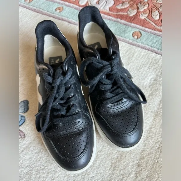 Veja Women's Black Campo Leather Sneakers Shoes