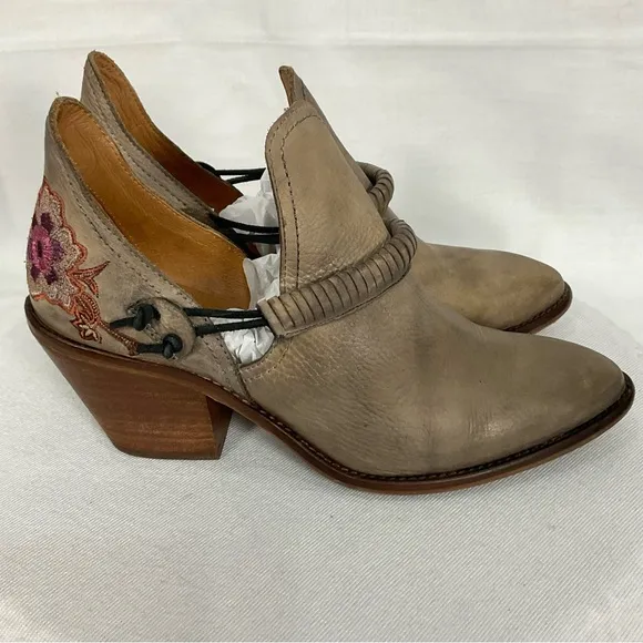 Vera Cruz Estrada embroidered boots rustic satin gray Sz 40 Sundance Veracruz