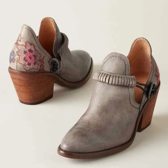 Vera Cruz Estrada embroidered boots rustic satin gray Sz 40 Sundance Veracruz