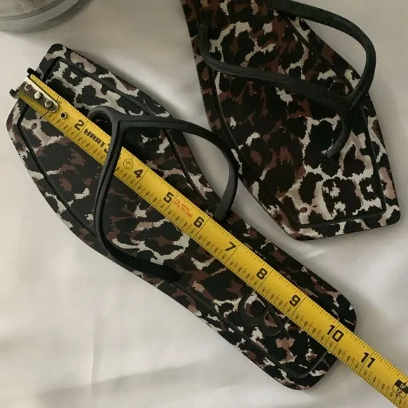 VERONICA BEARD Analee Leopard Print Sandals - NWOT