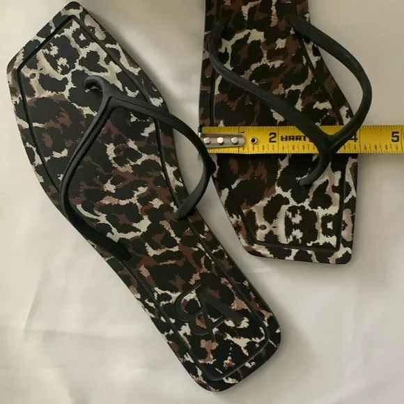 VERONICA BEARD Analee Leopard Print Sandals - NWOT