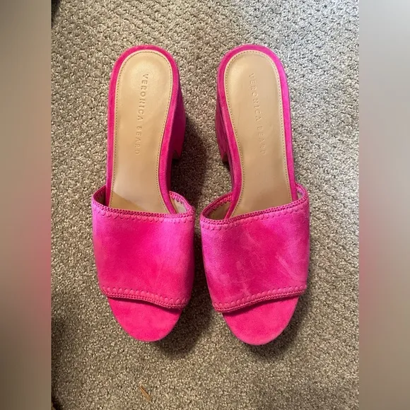 Veronica Beard Dessie Platform Sandals in Fuchsia