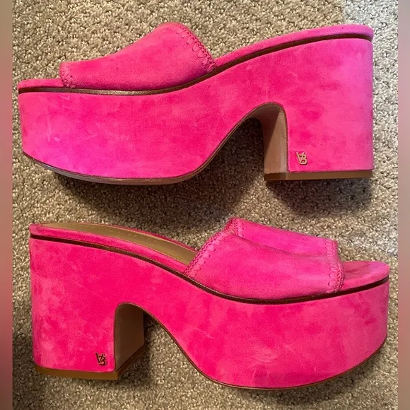 Veronica Beard Dessie Platform Sandals in Fuchsia
